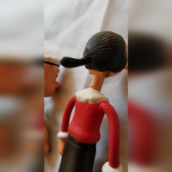 Popeye the Sailor Man & Olive Oil action figures - Picture 6 of 8